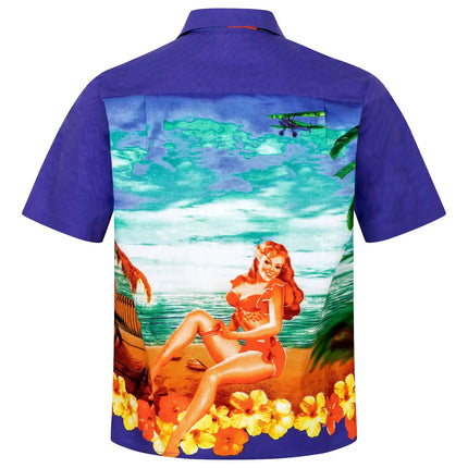 Vista trasera: camisa violeta de manga corta con estampado marino y playero, escote en V y botones