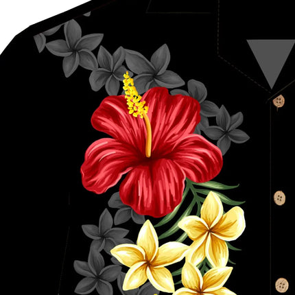 Nahaufnahme: schwarzes Hemd mit großer roter Hibiskus- und gelber Blumenapplikation